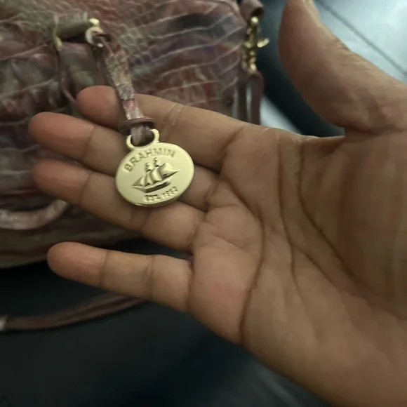 Authentic Brahmin Blue and Red Shoulder Bag with Textured Finish - Picture 7 of 13